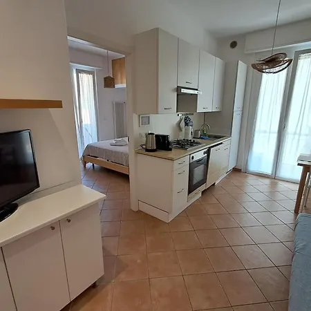 Le Dune 200m Dal Mare Parcheggio Gratis Ac Vicino Fiera Di Apartment *